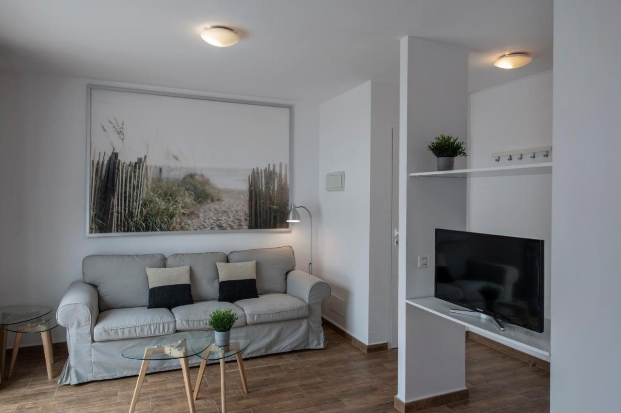Apartamentos Los Rosales Playa Cancajos.- BreNa Baja  Exterior foto